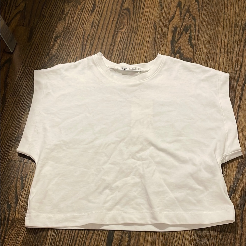 Zara White Cropped T-Shirt